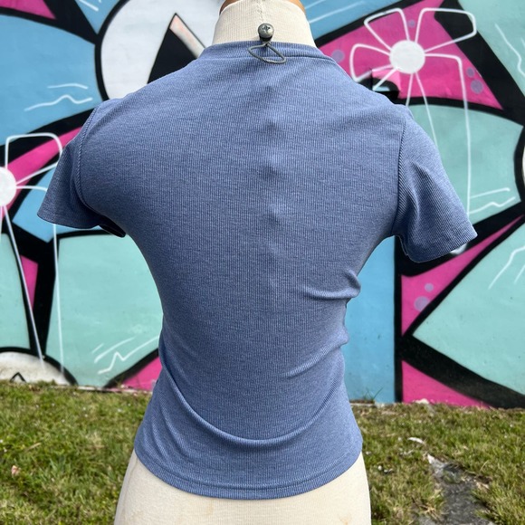 Unbranded Women's Pearl Embellished Round Neck Tee Size S - Picture 4 of 5